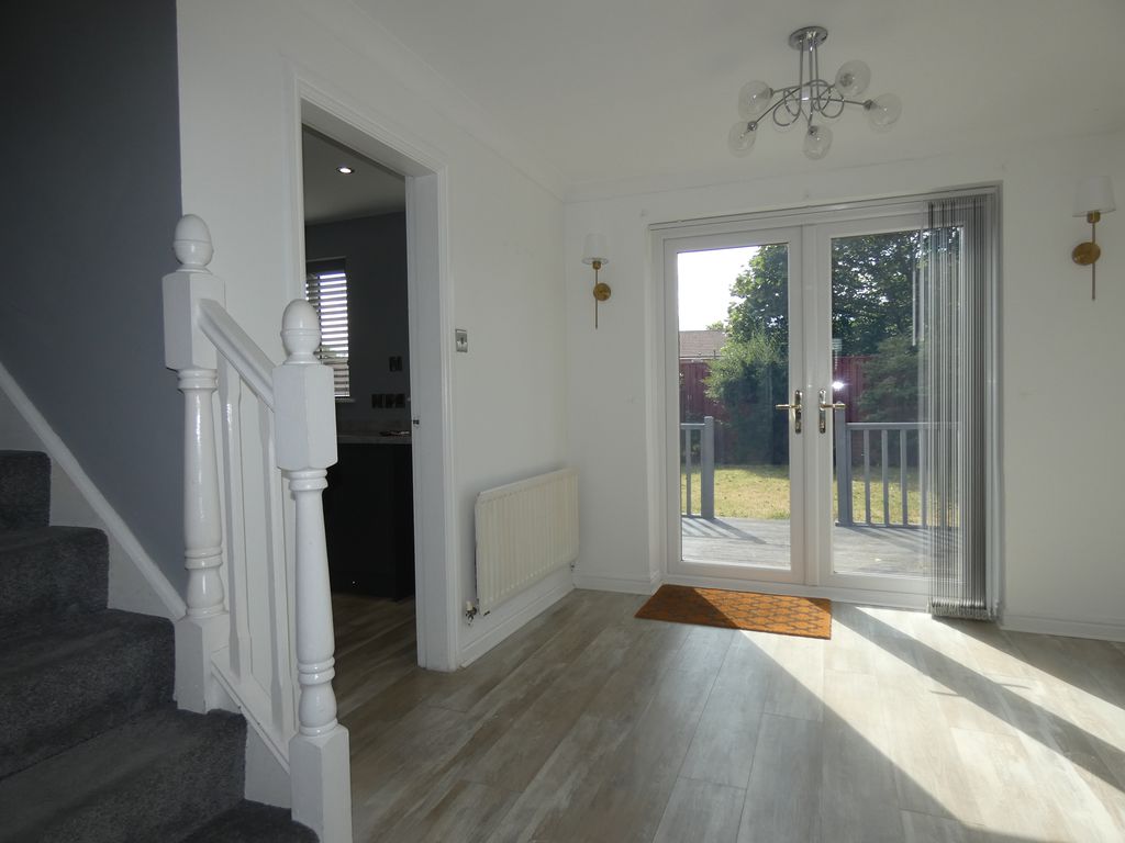 Dining Room- click for photo gallery